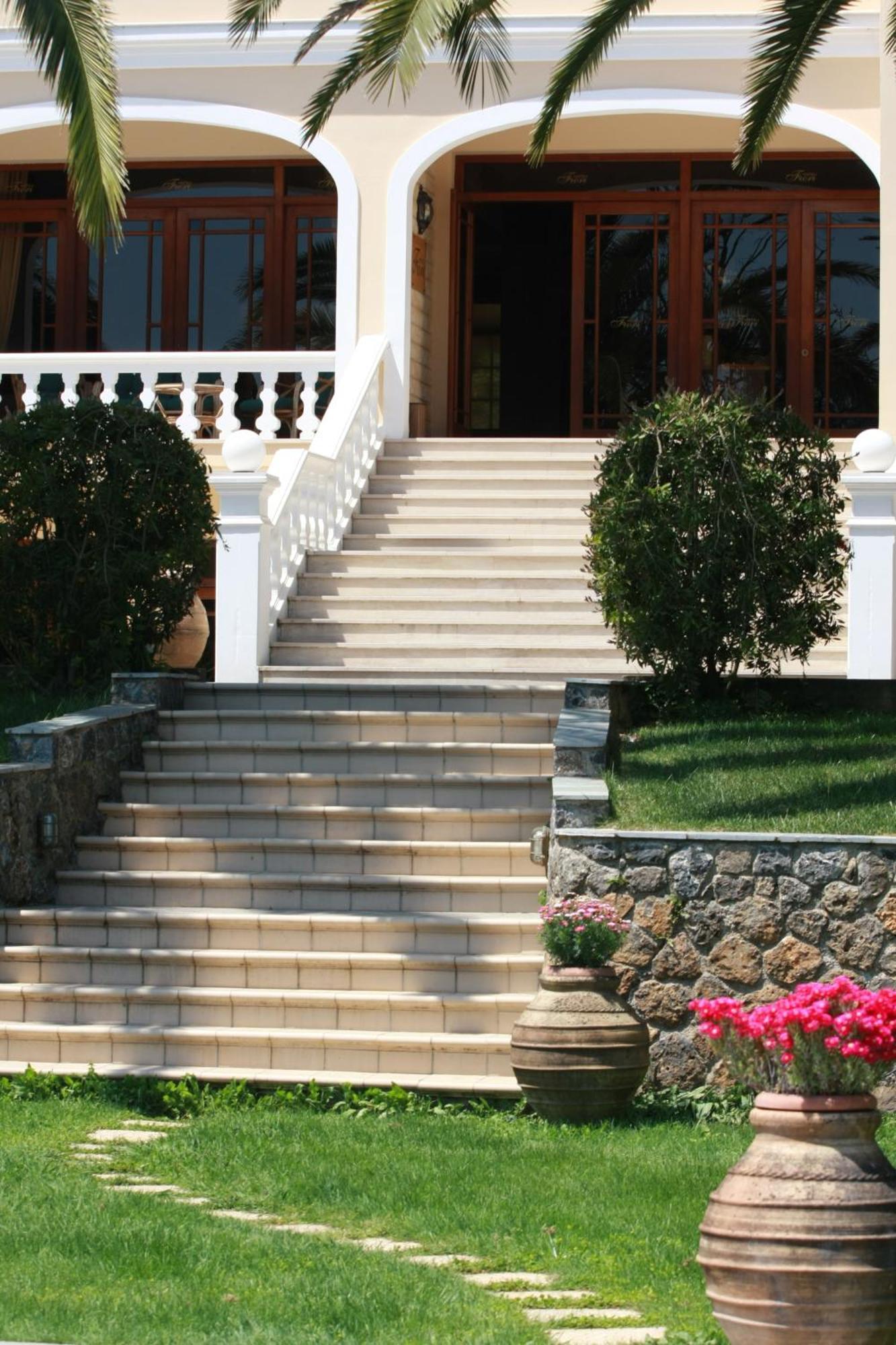 Fiori Hotel Gouvia Exterior photo
