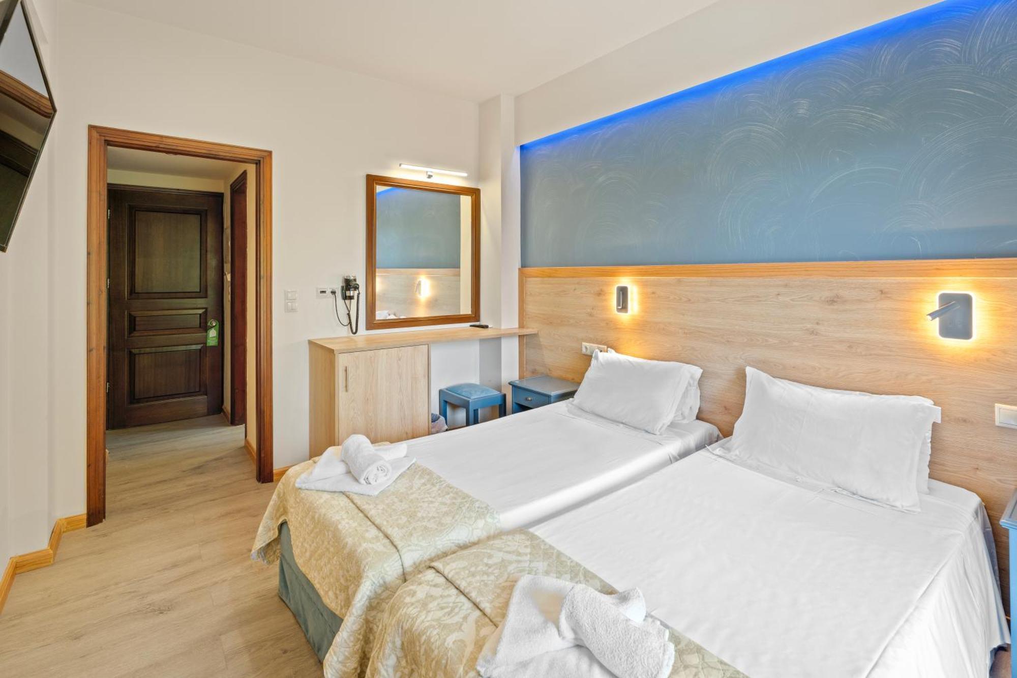 Fiori Hotel Gouvia Exterior photo
